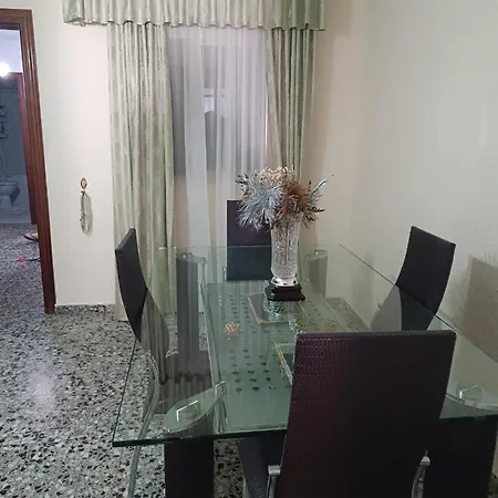 Hogar Tranquilo Em Homestay Malaga