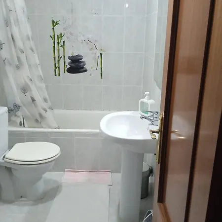 01 En Hogar Tranquilo, Casa Conpartilhada Homestay Malaga